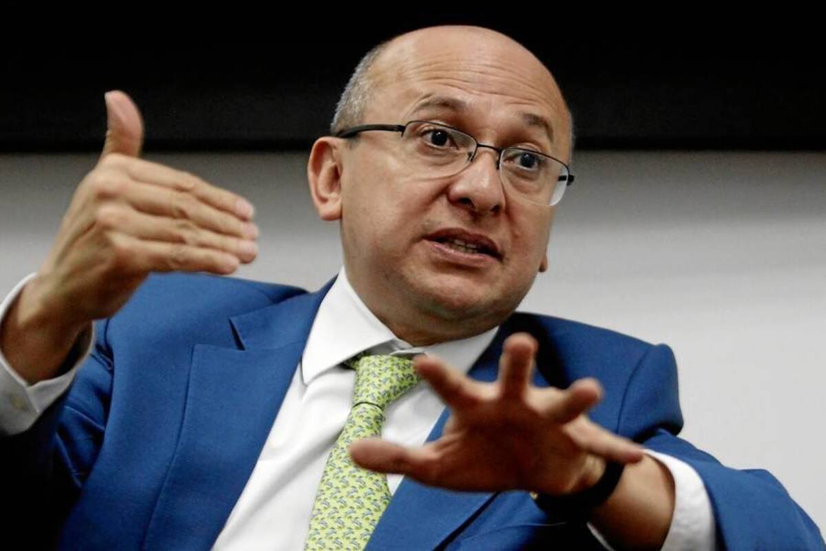 El fiscal General, Eduardo Montealegre, fue demandado porque con sus opiniones habría incurrido en “participación en política”. (Foto: /VANGUARDIA LIBERAL)