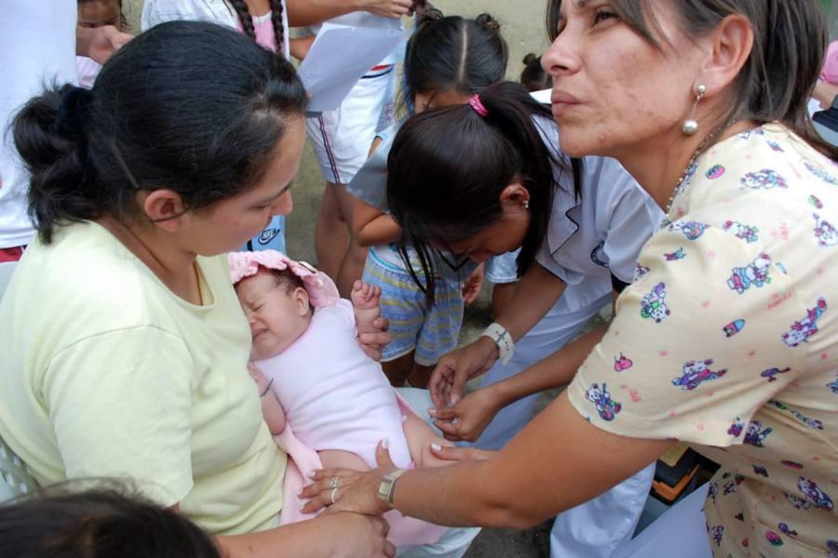 Se espera que para el 24 de septiembre, cerca de dos mil personas se acerquen a las IPS y centros de salud para sean suministrados los biológico, para que así la comunidad actualice su esquema de vacunación. (Foto: Archivo/VNAGUARDIA LIBERAL)