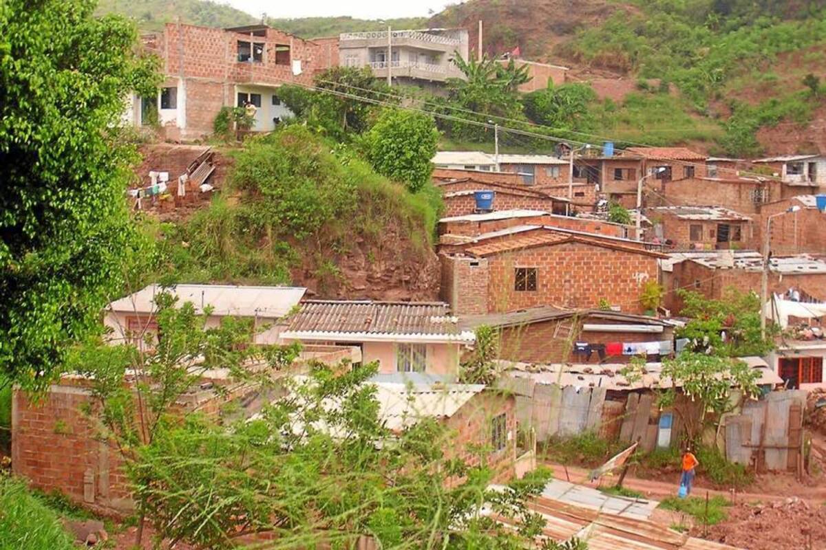 Cdmb evalúa amenaza de riesgo en Floridablanca y Piedecuesta