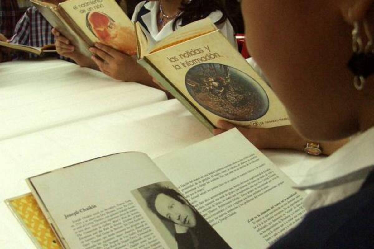 Uno de los ejes principales de la Academia de Historia es la promoción de la lectura de leyendas y mitos tradiciones de Piedecuesta.(Foto: Archivo/VANGUARDIA LIBERAL )