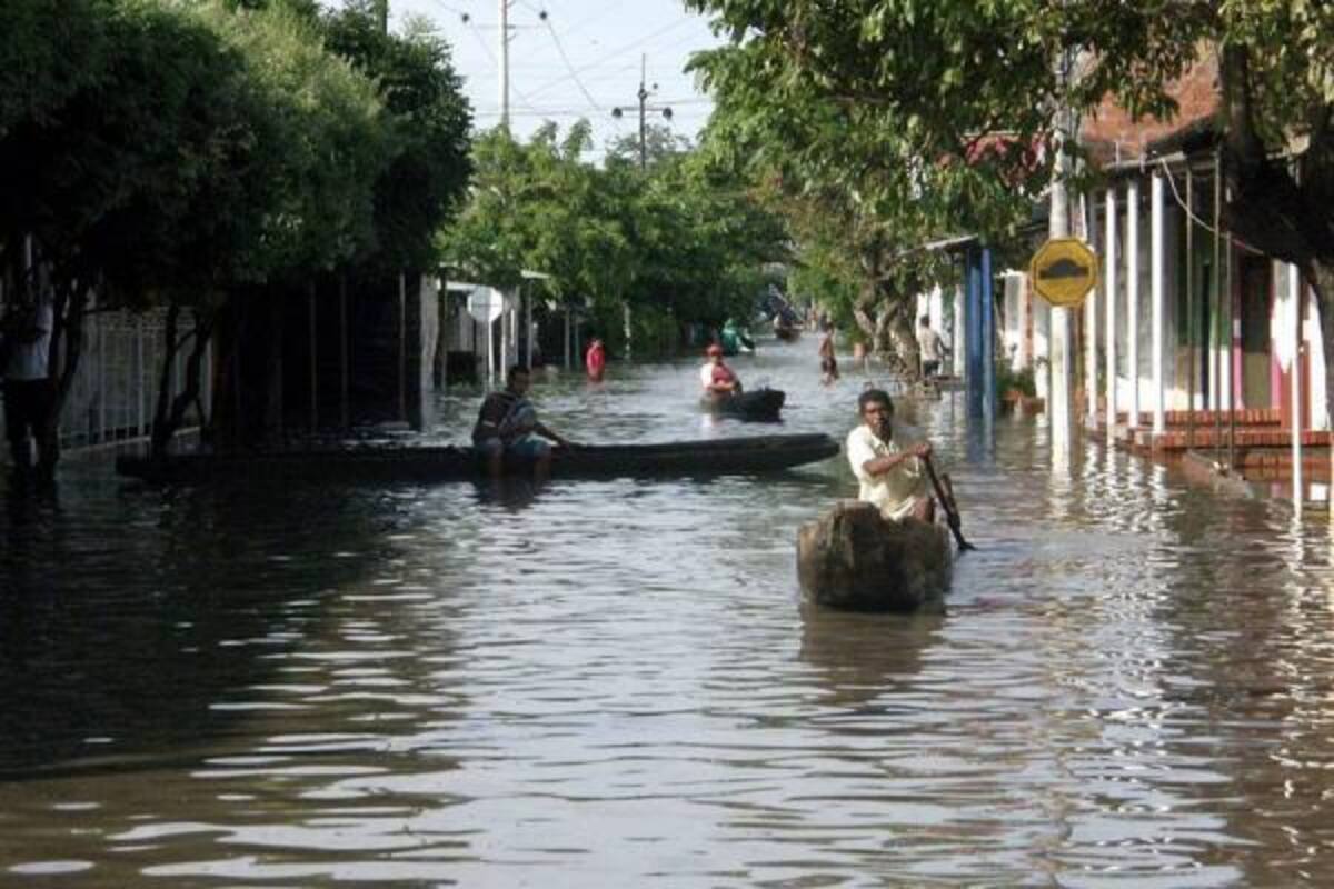 El director del Ideam, Ricardo Lozano, anunció que a partir de mañana se recrudecerán las lluvias en todo el país.(Foto: Colprensa/VANGUARDIA LIBERAL)