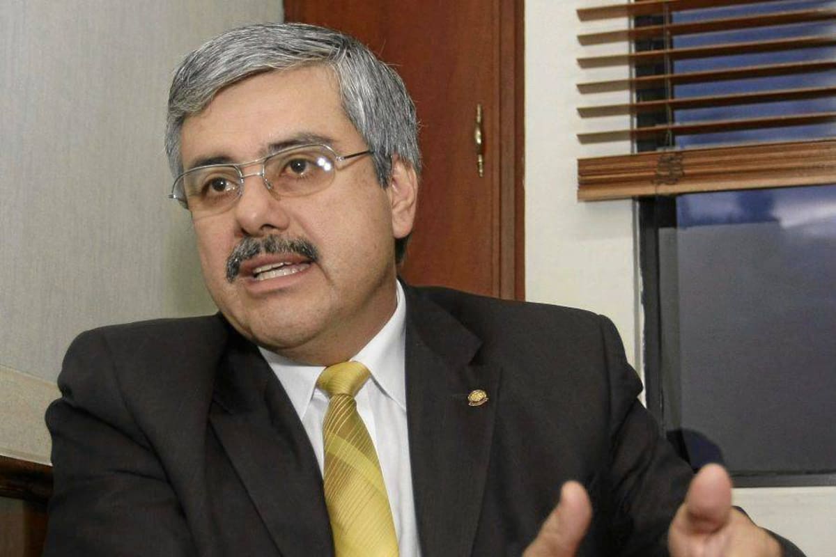 José Joaquín Plata es el nuevo presidente del CNE