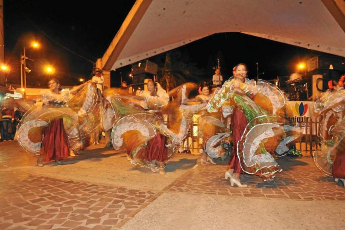 Danzas de Venezuela de la Fundación Escuela. (Foto: Luis Fernando Martínez Vargas/VANGUARDIA LIBERAL)