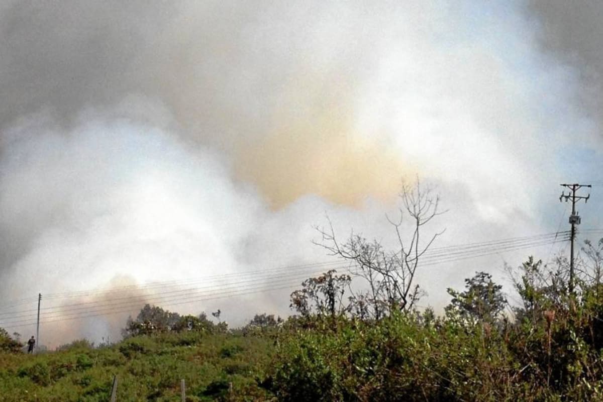 El incendio forestal se originó el domingo en la tarde en la vereda El Pantano. (Foto: Suministrada/VANGUARDIA LIBERAL )