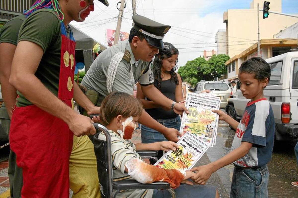 Policía promueve campaña para evitar el uso de pólvora en Girón (Foto: Archivo/ VANGUARDIA LIBERAL)