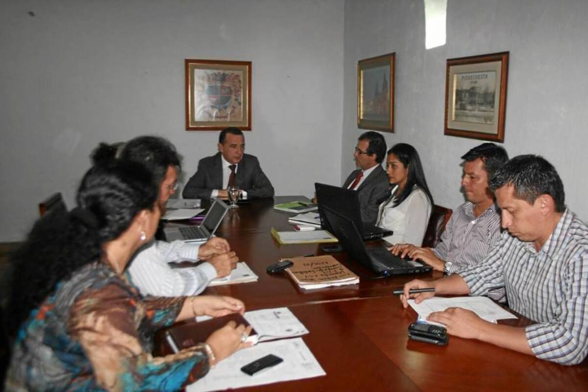 La Alcaldía y el ICP firmaron convenio para inversión social (Foto: Suministrada/ VANGUARDIA LIBERAL )
