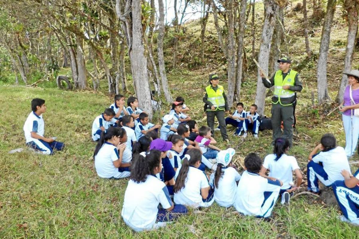 Aspectos de la jornada realizada en la laguna Manas en la celebración del día de los humedales. (Foto: Suministrada/VANGUARDIA LIBERAL )