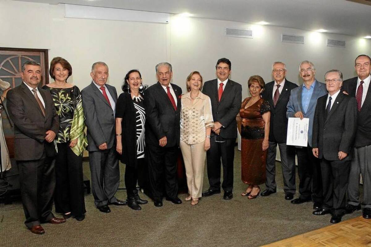 Alberto Franco, Luz Marina Corso, Héctor Guillermo González, Luz Amparo Rey, Antonio Vicente Carvajal, María Ema García, Jairo Enrique Goyeneche, Luisa de la Concepción Salamanca, Alfonso Peralta Durán, Miguel Ángel Alarcón, Eduardo Rueda, Néstor Meneses y Mauricio Rodríguez. (Foto: Mauricio Betancourt/ VANGUARDIA LIBERAL)