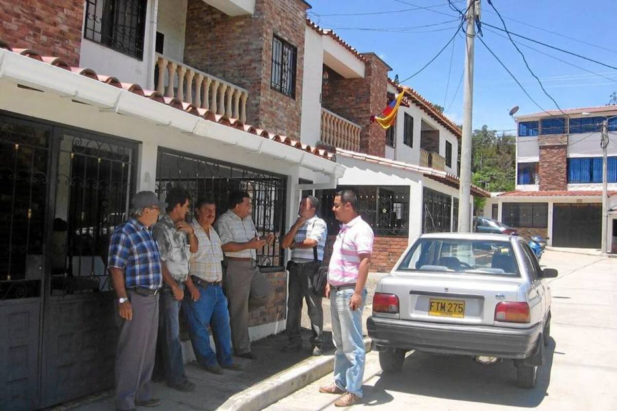 Respecto a la vigencia de la póliza que debe tener la empresa contratista, el titular de Planeación, Carlos Blanco aseguró que los trabajos se realizan desde el 2005 y que en su despacho tiene el soporte documental de vigencia de la póliza con Seguros del Estado. (Foto: Nancy Gómez /VANGUARDIA LIBERAL )