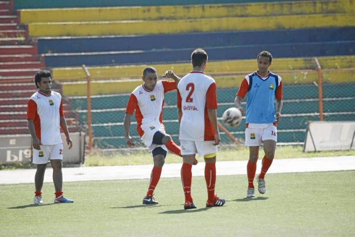 Gustavo Rúa estuvo ayer en el equipo principal y podría ser de la partida el próximo domingo a las 3:30 p.m. ante el Deportivo Pereira. (Foto: César Flórez / VANGUARDIA LIBERAL)