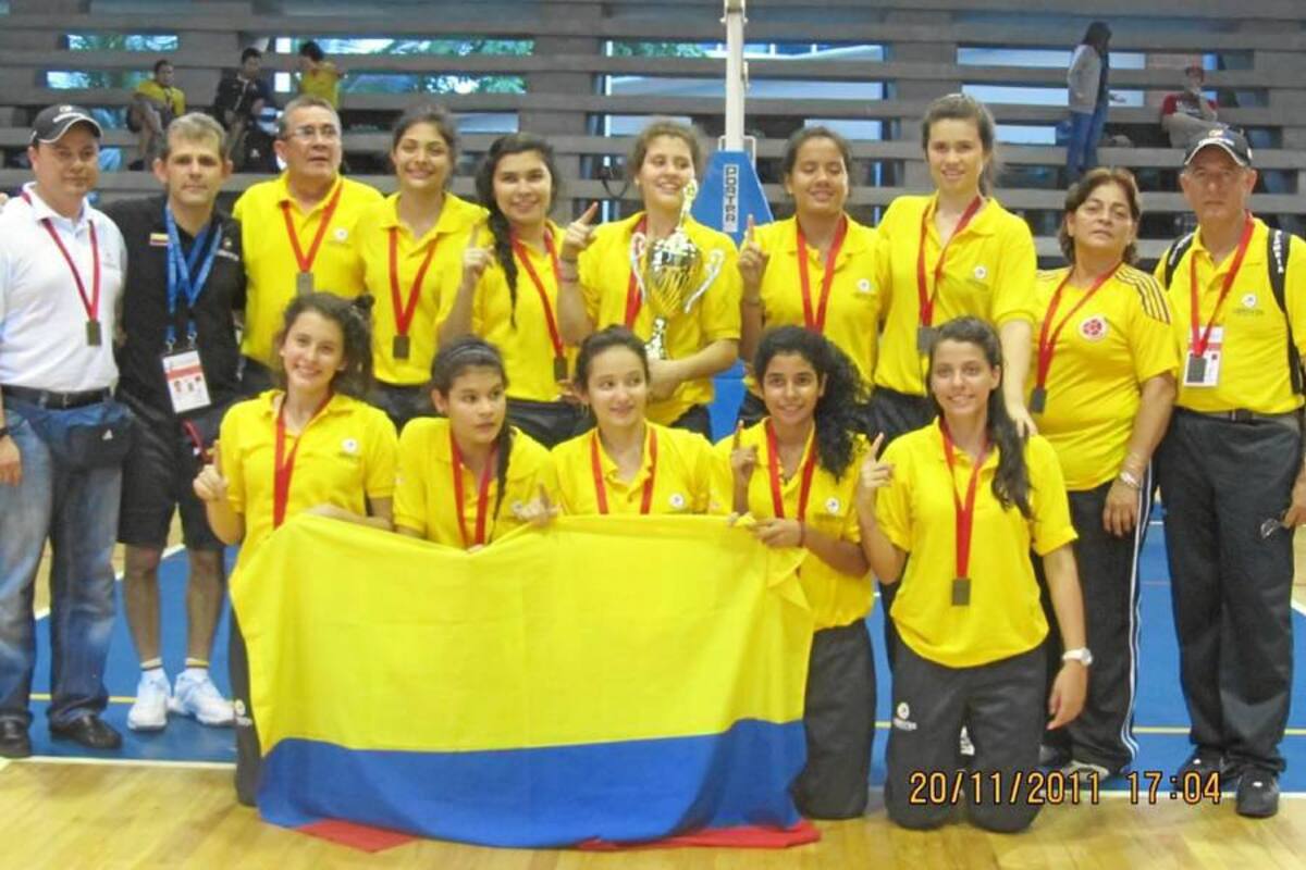 Las llamadas ‘Chicas Superpoderosas’ del baloncesto santandereano, así se conoce al quinteto femenino del colegio Virrey Solís, pues sus actuaciones y títulos hablan por ellas. (Foto: Archivo / VANGUARDIA LIBERAL)
