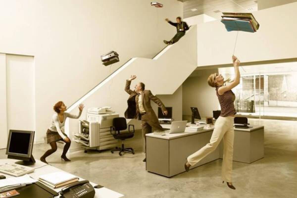 Que los celos no lleguen a su vida de pareja porque usted ha descuidado el tiempo para su esposa y sus hijos y solo vive de reuniones sociales y laborales los fines de semana.