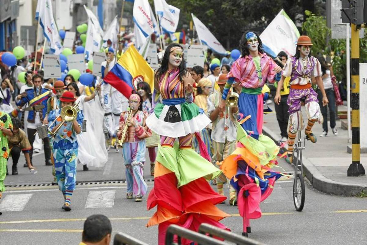 Los artistas gironeses podrán participar en el carnaval de apertura del Festival Internacional de la Palabra “Abrapalabra 2012”. (Foto: Archivo/VANGUARDIA LIBERAL)