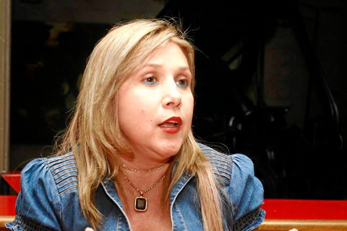 Nairobi Ospina Peñuela, la madre de Julián Camilo Domínguez, uno de los jóvenes asesinados, reclamó mayor eficiencia por parte de las autoridades para esclarecer el doble crimen.