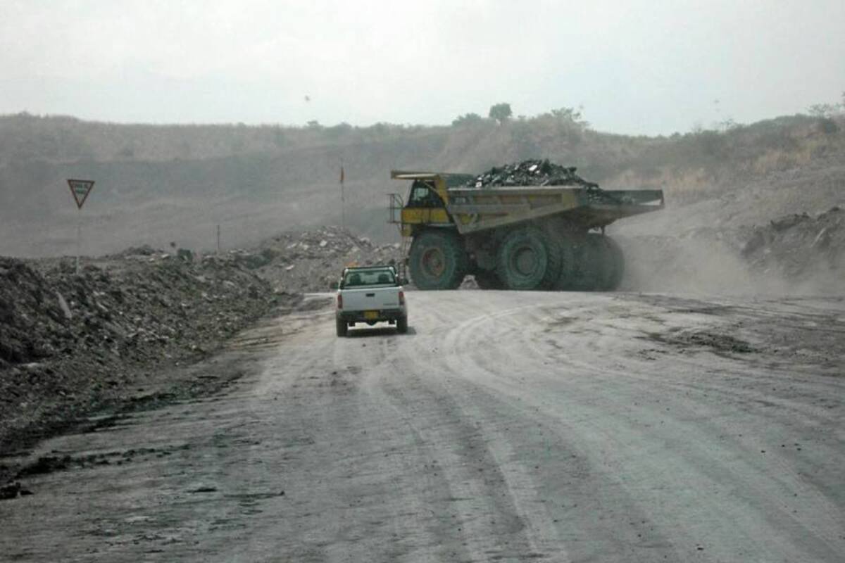 El jefe de la cartera de Hacienda proyecta además que para 2020 Colombia tendrá 50 millones de personas y un ingreso medio de 15 mil dólares. (Foto: Archivo/VANGUARDIA LIBERAL)