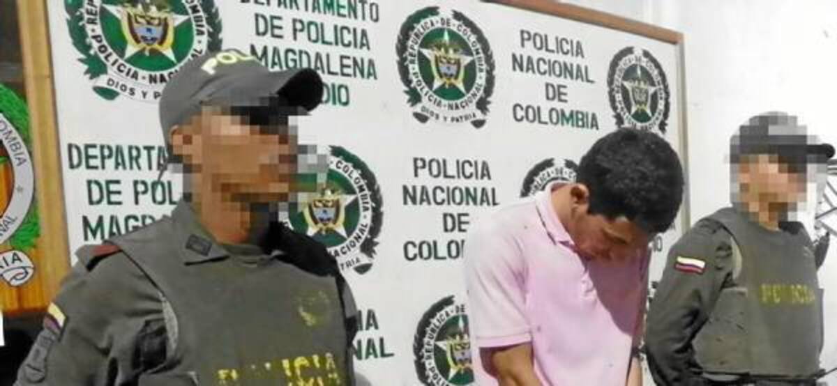 Dos capturados por porte ilegal de armas (Foto: Suministrada/VANGUARDIA LIBERAL)