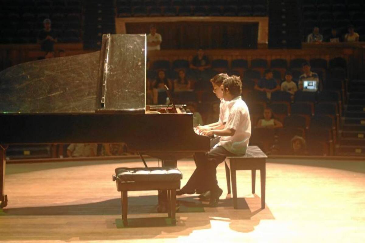 El concierto de apertura estará a cargo del pianista ruso Sergei Sichkov, a las 7:30 p.m. en el auditorio ‘Luis A. Calvo’. (Foto: / VANGUARDIA LIBERAL)