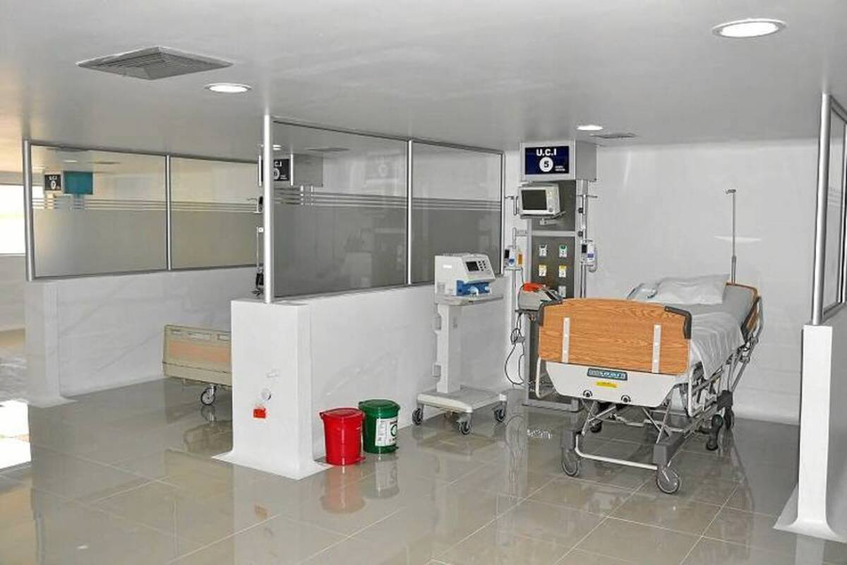 Grandes y contundentes avances y progreso se evidencian en el funcionamiento actual del Hospital Regional Manuela Beltrán que presta servicios a usuarios de las tres provincias Comunera, de Guanentá y de Vélez, desde que está en la gerencia el médico Fernando Villarreal Amaya. (Foto: Nancy Gómez Cala /VANGUARDIA LIBERAL)