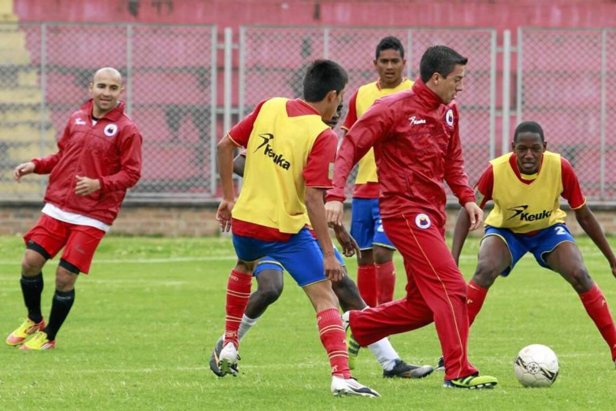 Santa Fe y Deportivo Pasto disputarán esta noche el partido de ida de la final del fútbol profesional colombiano. Los dueños de casa esperan ratificar su condición de excelentes locales y así viajar a Bogotá con algo de ventaja. (Foto: Archivo / VANGUARDIA LIBERAL )