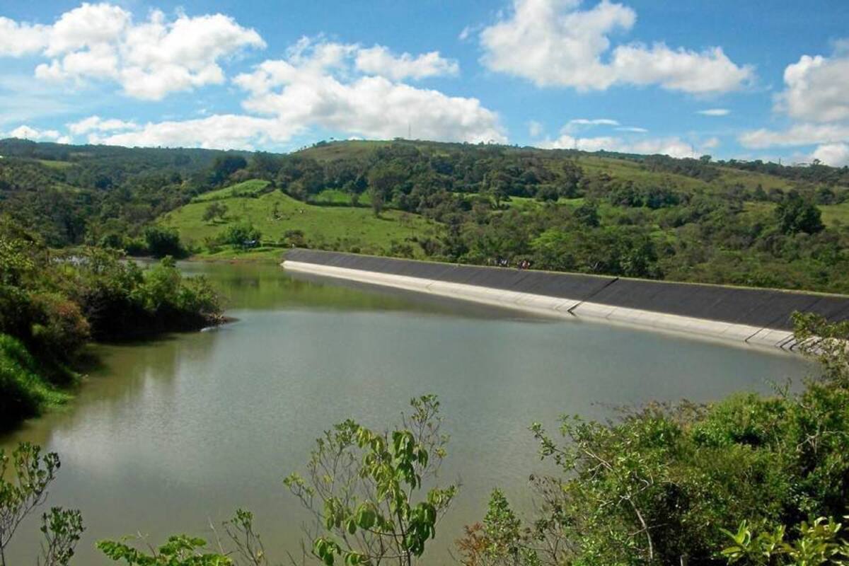Desde el 20 de mayo, la quebrada que surte al Embalse Aguilitas quedó totalmente seca. Por su parte el Embalse La Honda conserva un nivel estable, a 6 metros de su nivel mínimo y es surtido por seis quebradas, de las cuales una también se secó. (Foto: Archivo/VANGUARDIA LIBERAL)