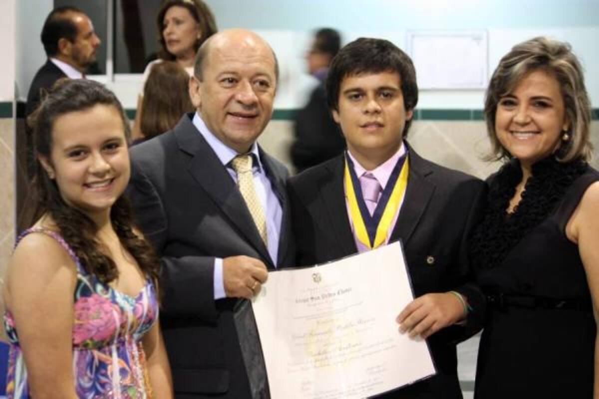 Mariana Padilla Rincón, Édgar Fernando Padilla O., Gabriel Fernando Padilla Rincón y Martha Liliana Rincón.