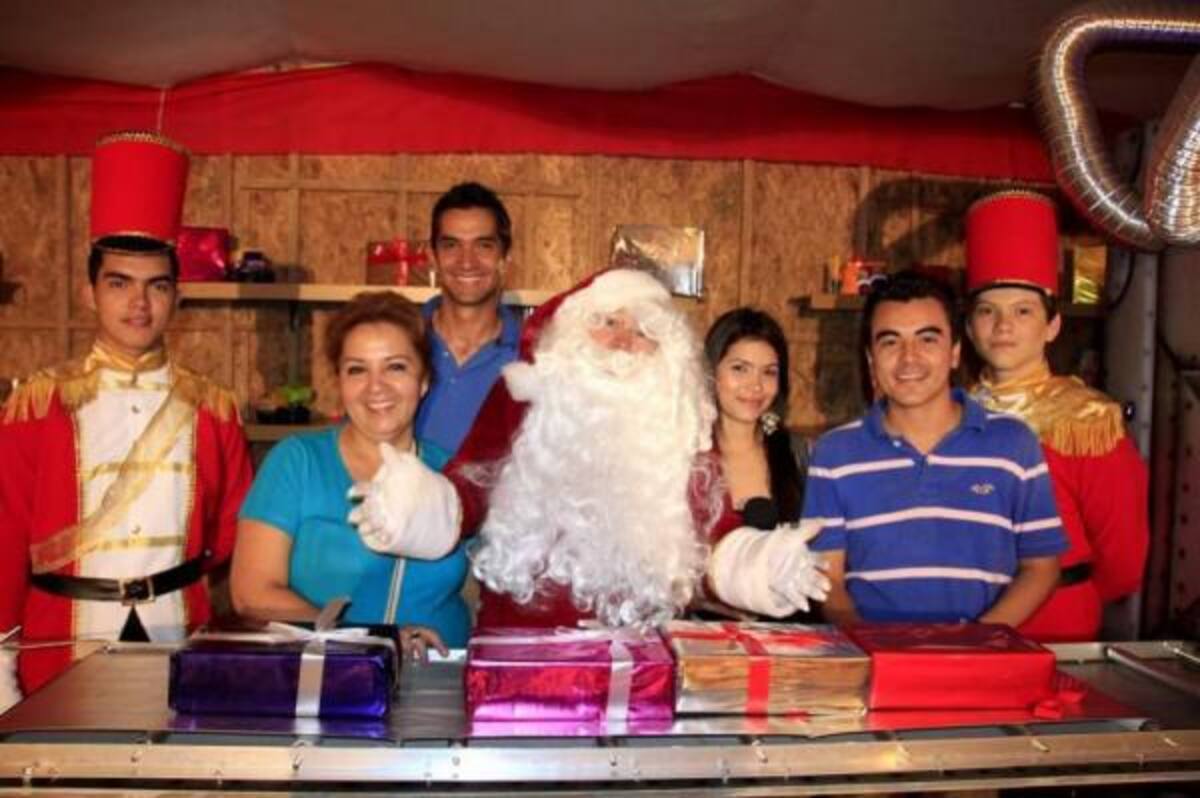 Andrés Manrique, Martha Morales, Álvaro Hernández, Juan Bautista Ramírez, Samie Rojas, Milton Velosa y Jairo Rojas.