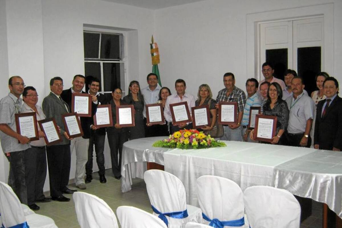 El alcalde de Moniquirá, Servilio Caicedo Ulloa, organizó un pequeño homenaje a los comunicadores de la región para reconocer su labor. En la foto algunos de los periodistas que asistieron a la reunión. (Foto: Archivo/VANGUARDIA LIBERAL)