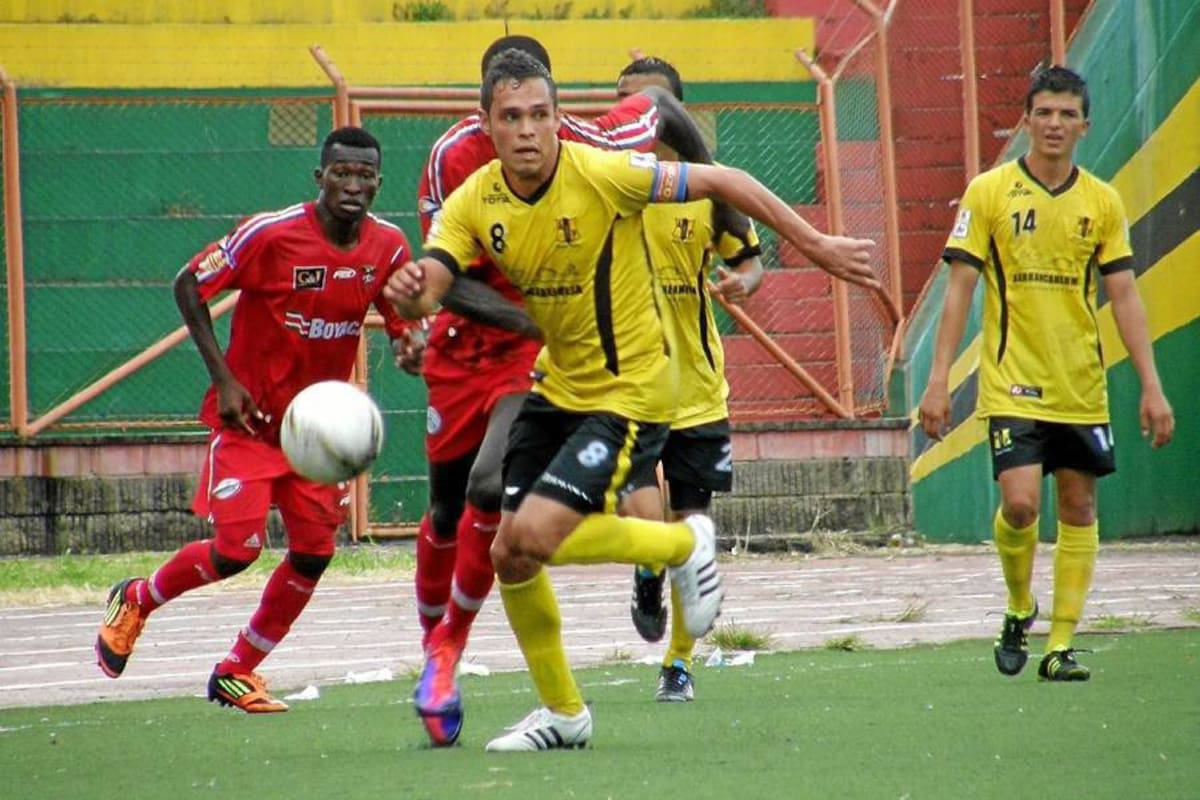 Alianza Petrolera juega por el honor en la Primera B (Foto: Archivo/VANGUARDIA LIBERAL)