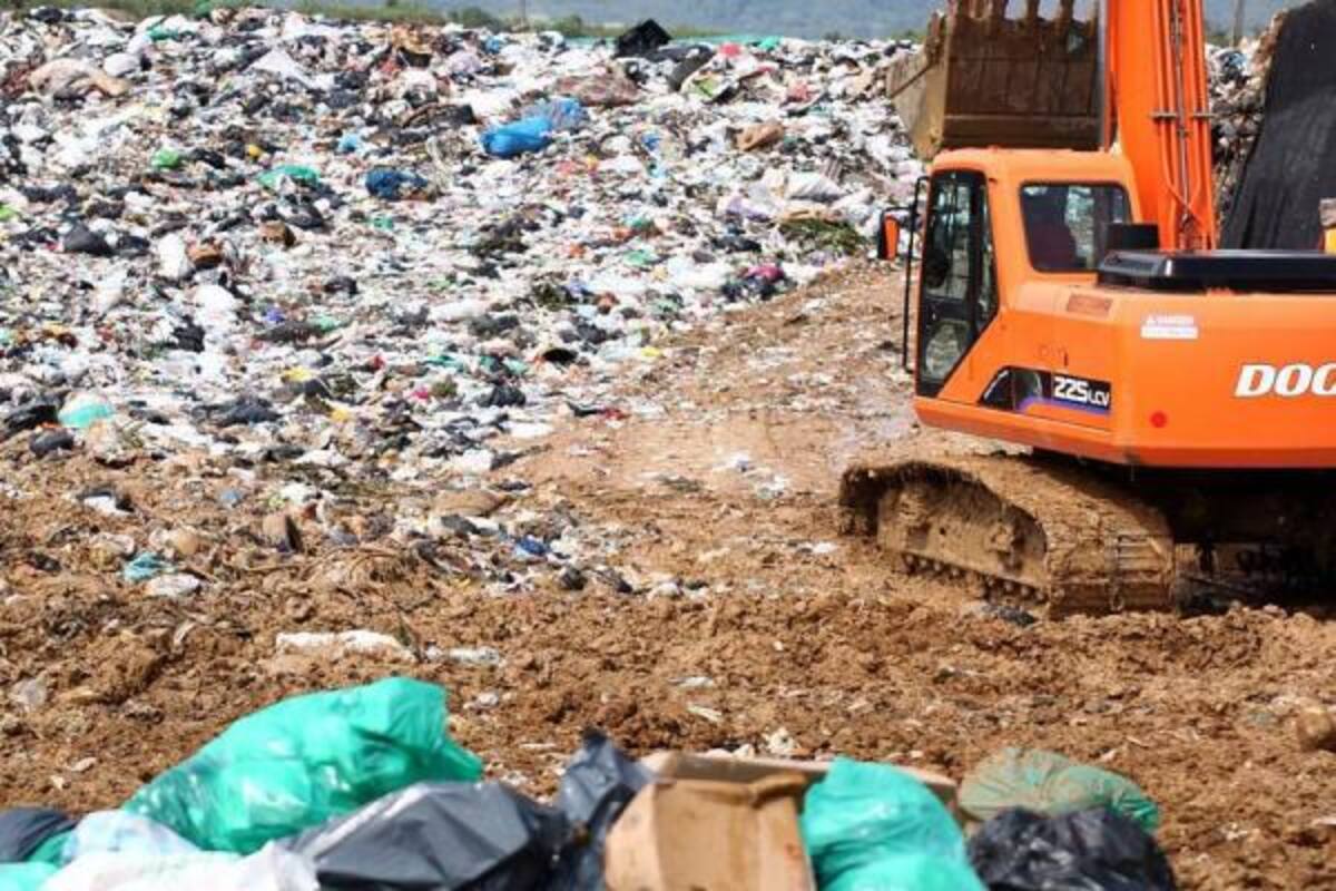La decisión, tomada por la CDMB, obliga a los mandatarios del área metropolitana de Bucaramanga a adoptar medidas para buscarle una salida definitiva al sitio de disposición de residuos sólidos.(Foto: Archivo/VANGUARDIA LIBERAL)