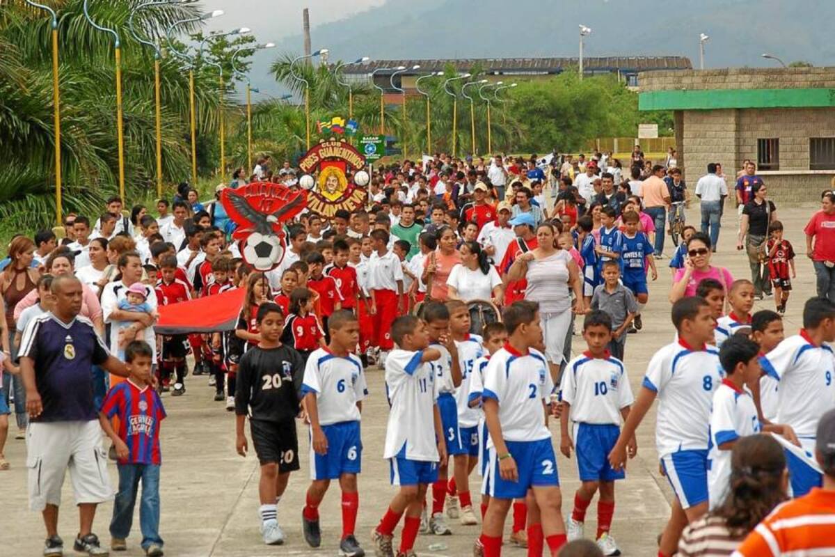 Con un desfile que partirá desde la cancha Municipal se llevará a cabo hoy la inauguración del Torneo Infantil de Fútbol 2012. (Foto: Archivo/VANGUARDIA LIBERAL)