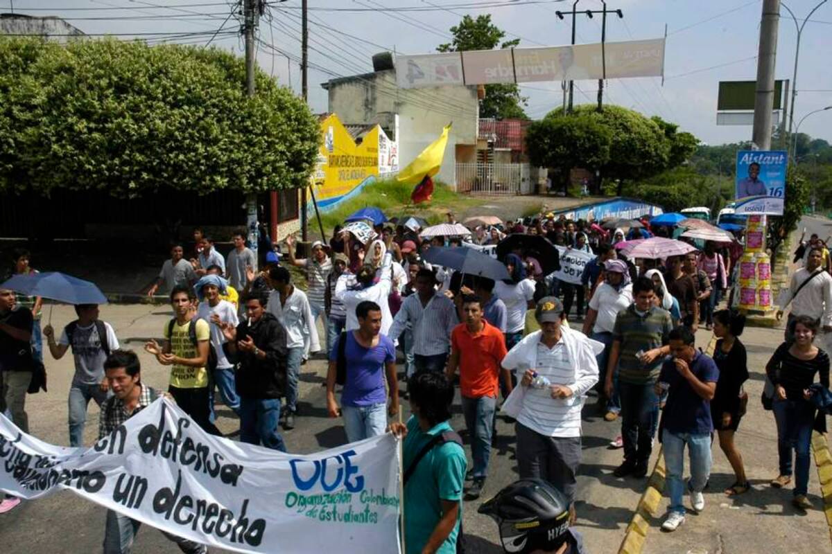 Estudiantes marcharon por la reforma a la Educación (Foto: Foto/Edgar Pernett/VANGUARDIA LIBERAL )