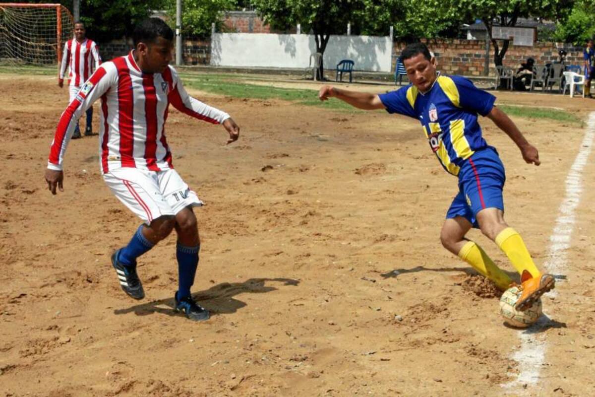 Los Socios fueron más en la cancha de Los Pinos