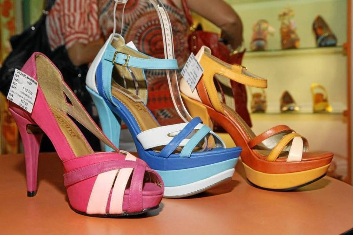 Cenfer se convirtió en la vitrina más grande de zapatos dentro del marco de Expomoda Santander, con el evento que reúne lo mejor del calzado gracias a Asoinducals. El color que brilló fue el verde menta, dentro de la paleta de pasteles que acompañarán primavera verano 2013. (Foto: César Flórez / VANGUARDIA LIBERAL)