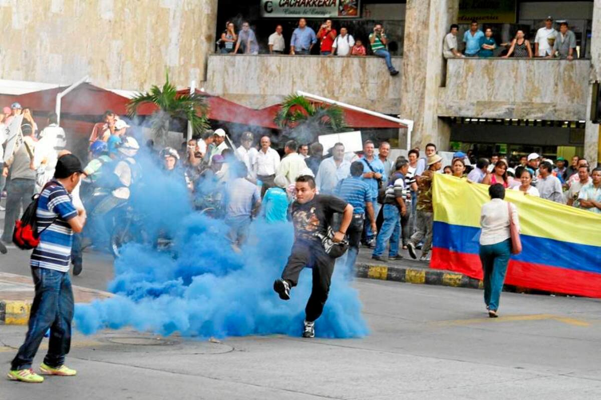 Ambulantes protestan, el Alcalde no baja la guardia