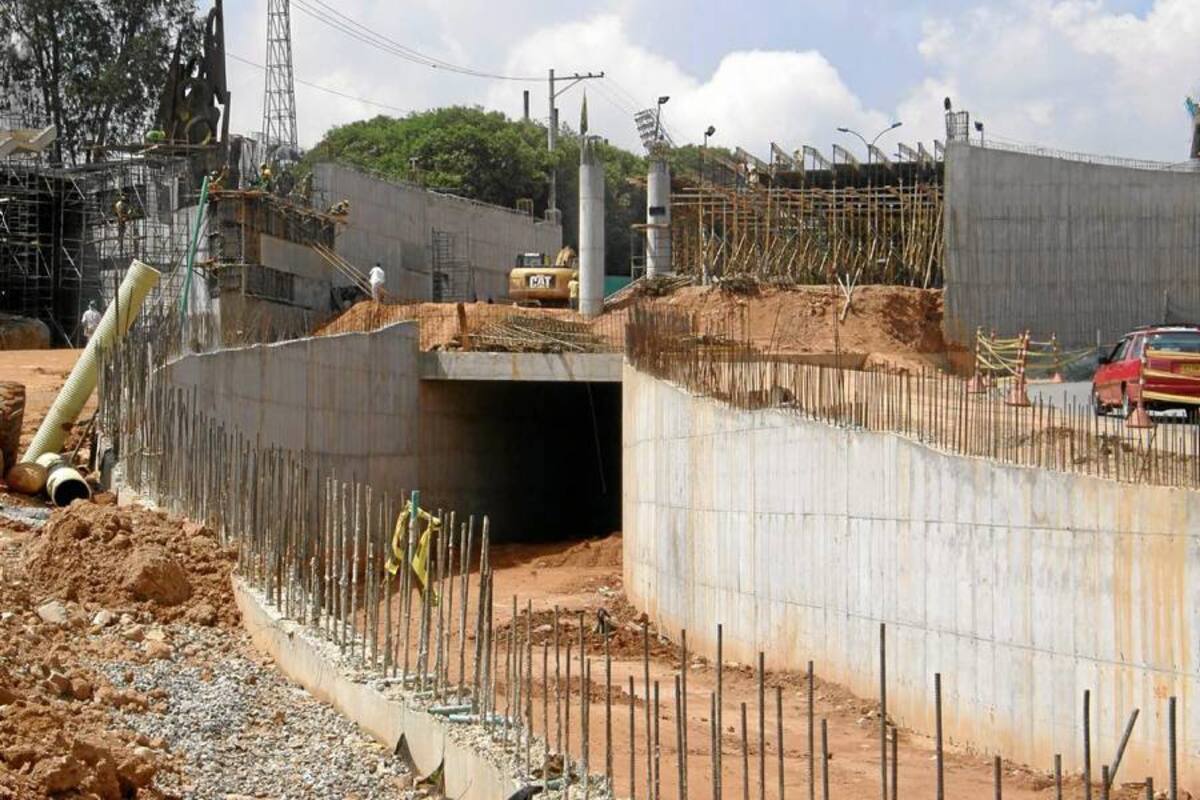 Parque intercambiador vial de Neomundo (Foto: Jaime del Río / VANGUARDIA LIBERAL)