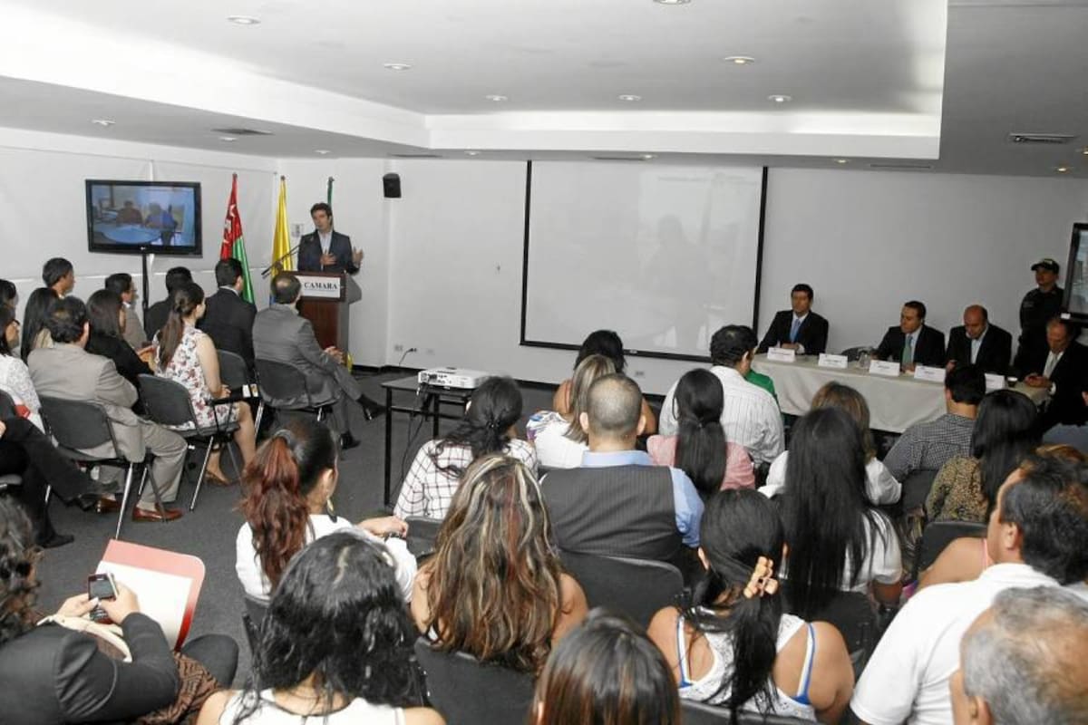Programa para bajar mortandad de empresas (Foto: César Flórez / VANGUARDIA LIBERAL)