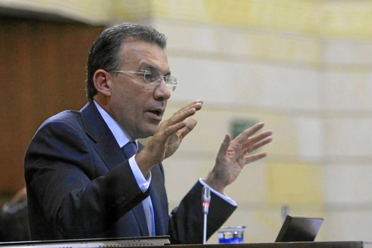 Frente al matrimonio homosexual Barreras se comprometió a no presidir la sesión durante la discusión de la iniciativa, “y dado que intervendré defendiendo y defenderé la posición que he defendido durante toda mi vida”. (Foto: Archivo / VANGUARDIA LIBERAL)