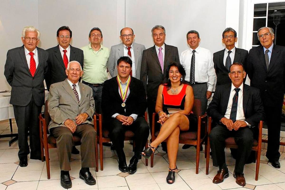 Álvaro Ernesto Duarte, Jaime Vargas, Ana María Gélvez, Edgar Salvador Ramírez, Fidel Castillo Blanco, Jorge García Lizarazo, Orlando Fonseca, Edison Páez, Héctor Mantilla, Padre Germán Romero, Reinaldo Ramírez y Jorge Calderón. (Foto: Mauricio Betancourt/ VANGUARDIA LIBERAL)