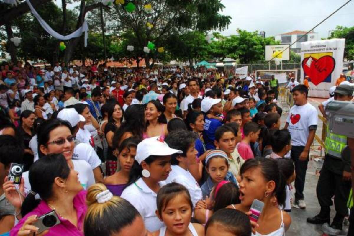 En el parque principal de Santa Rosa del Sur se realizará un acto cultural sobre el desplazamiento forzado en esta región, en el que líderes sociales esperan la participación de más de 700 personas.(Foto: Archivo/VANGUARDIA LIBERAL)