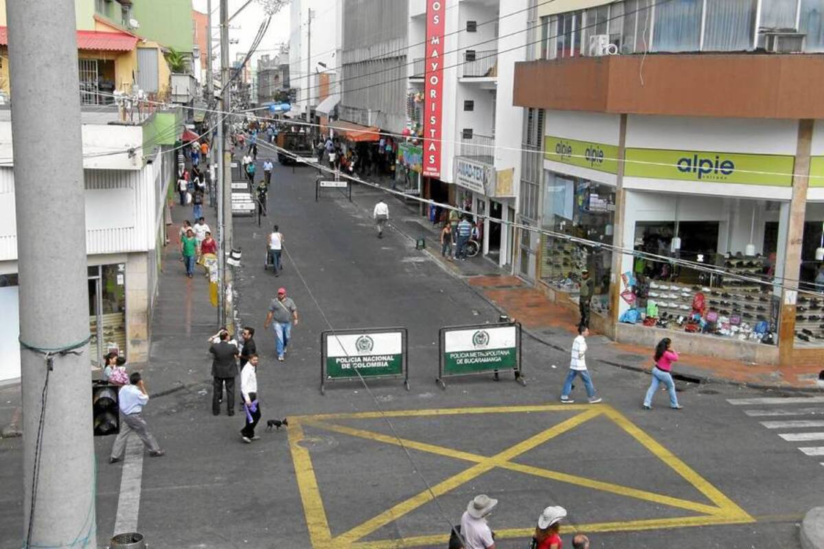 Histórico: el centro amaneció despejado (Foto: Fotos: Jaime Del Río, Nelson Díaz y Javier Gutiérrez. )