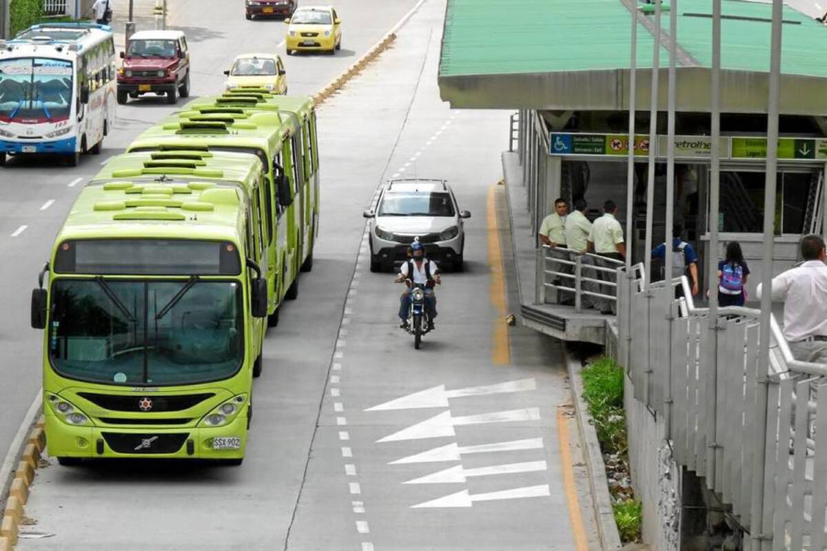 Luego de casi un año de retraso, el nuevo Gerente de Metrolínea, Jaime Rodríguez Ballesteros, se propuso arrancar en aproximadamente un mes la Fase II de Metrolínea. Transportadores, concesionarios y el AMB coinciden en que el tiempo está muy ajustado, pues aún faltan muchos aspectos por definir antes de esa fecha. (Foto: / VANGUARDIA LIBERAL)