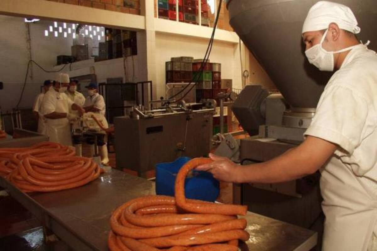 Pese a que la industria agropecuaria perdió participación en el PIB en las últimas décadas, el sector de alimentos y bebidas es fundamental en el desarrollo de industria de valor agregado en el departamento.(Foto: Archivo / VANGUARDIA LIBERAL)