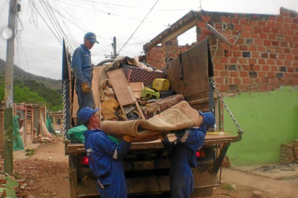 La recolección de inservibles se continuará haciendo en los diferentes sectores de Girón. (Foto: Archivo/VANGUARDIA LIBERAL)
