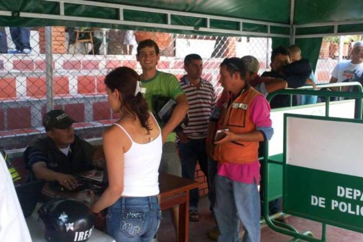 En los actos estuvo presente el Gobernador de Santander, Horacio Serpa Uribe, acompañado de su esposa y algunos miembros de su gabinete. (Foto: Suministrada/VANGUARDIA LIBERAL )