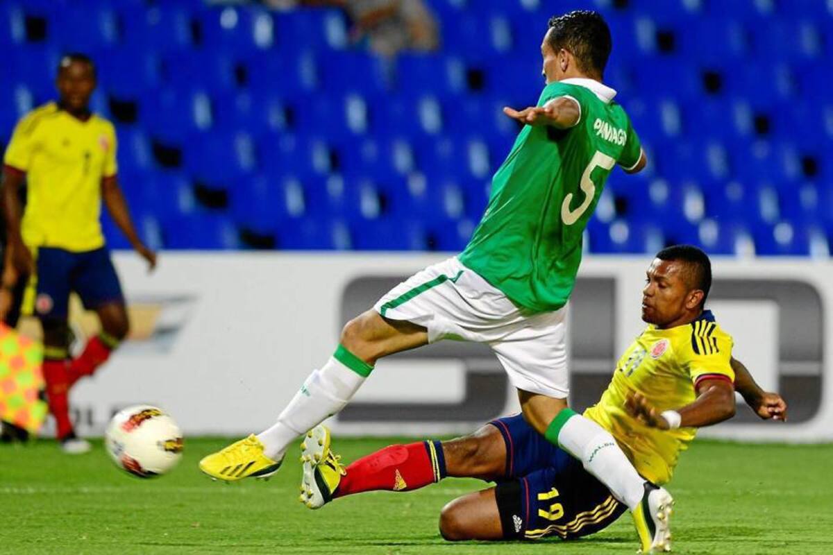 El delantero Miguel Ángel Borja se convirtió en uno de los goleadores del Suramericano Sub 20 gracias a los tres goles que consiguió ayer en la victoria de Colombia 6 – 0 sobre Chile. (Foto: AFP / VANGUARDIA LIBERAL )