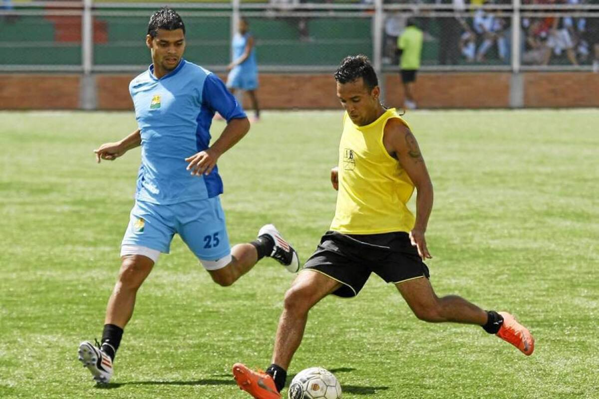 Atlético Bucaramanga perdió 2 – 0 ante Patriotas en partido amistoso disputado ayer en el estadio municipal de Moniquirá, Boyacá. (Foto: Archivo / VANGUARDIA LIBERAL )