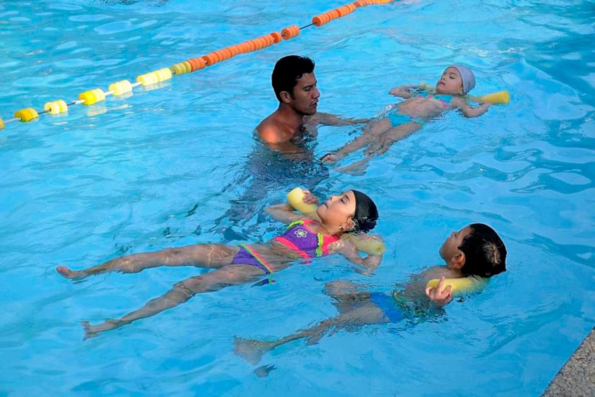 Se abre escuela de natación (Foto: Patricia Salazar/VANGUARDIA LIBERAL )