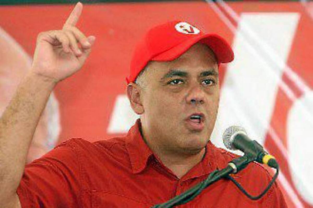 Rodríguez calificó ayer de “fascista” al expresidente de Colombia, Álvaro Uribe, y dijo que según “la lista de la DEA es el narcotraficante número 82”. (Foto: EFE / VANGUARDIA LIBERAL)