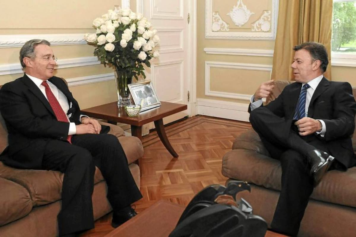 Analistas hablan sobre el pulso político entre Santos y Uribe (Foto: Colprensa/VANGUARDIA LIBERAL )