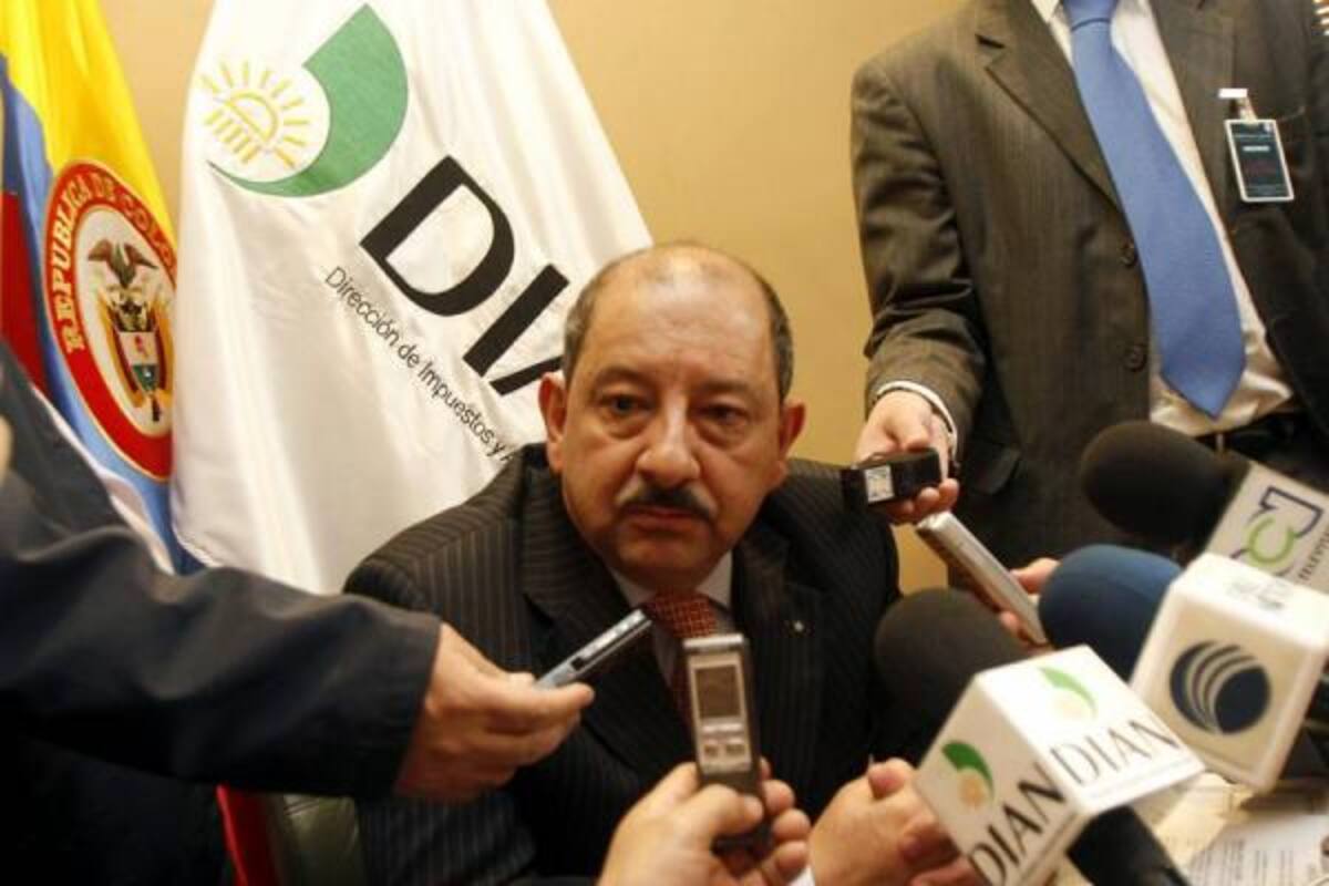 Los exdirectores de la Dian, Néstor Díaz Saavedra y Óscar Franco Charry, son señalados de omitir sus funciones de control en cuanto al recaudo de impuestos al grupo Nule. (Foto: Archivo / VANGUARDIA liberal)
